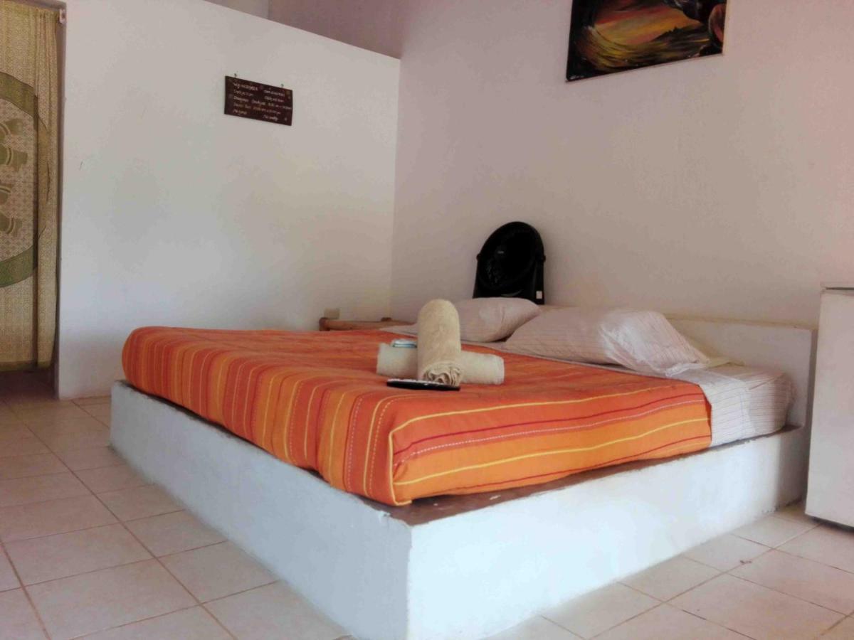 Sebas Guest House Mancora Bagian luar foto